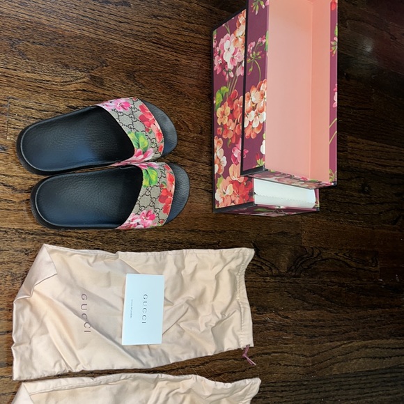 Gucci bloom slides - Picture 8 of 16
